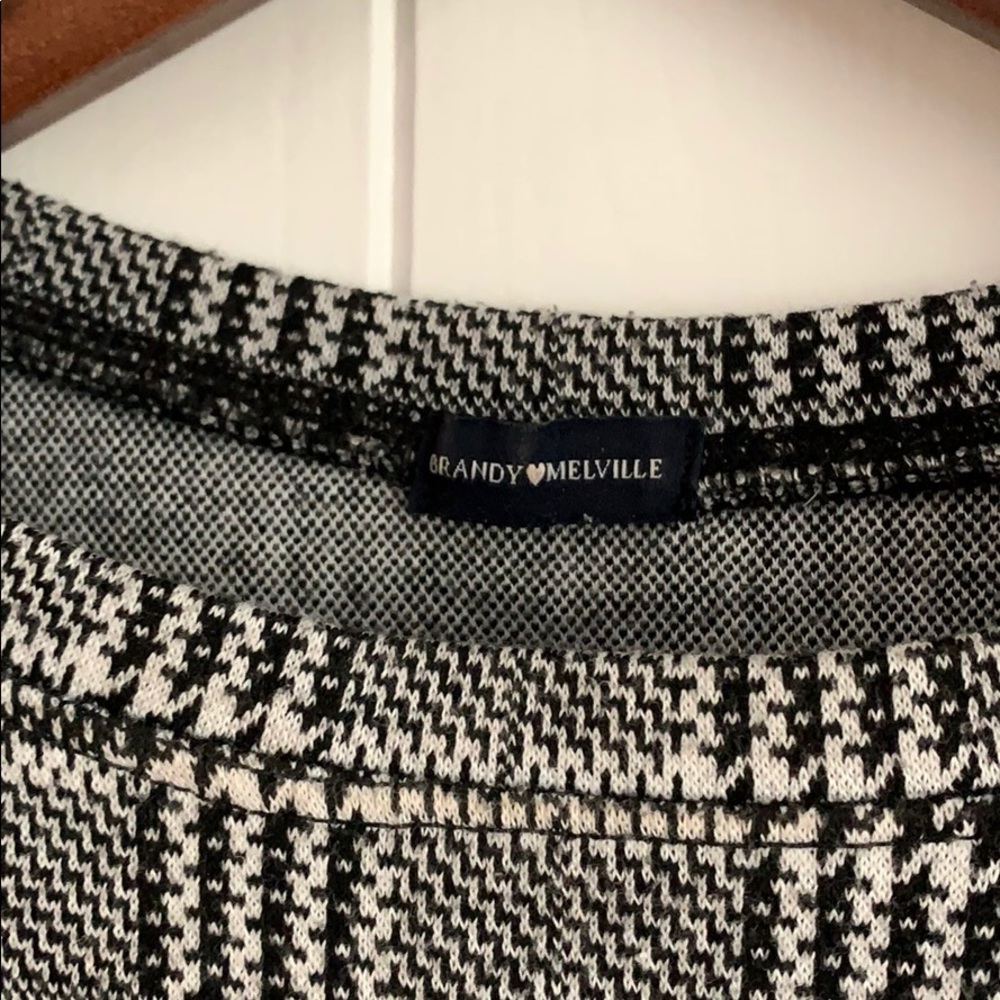 Brandy Melville Houndstouth Crop Top - Picture 2 of 3